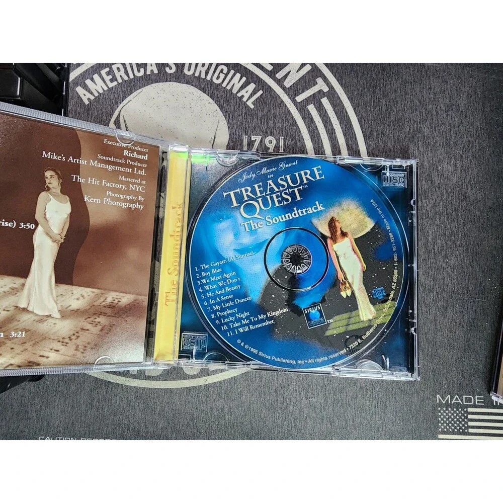 Treasure Quest CD-ROM 1996 PC Computer Game Big Box Solve the Mystery Complete!